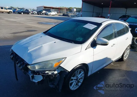 2016 Ford Focus Se z USA, uszkodzony, nr VIN 1FADP3K23GL343736